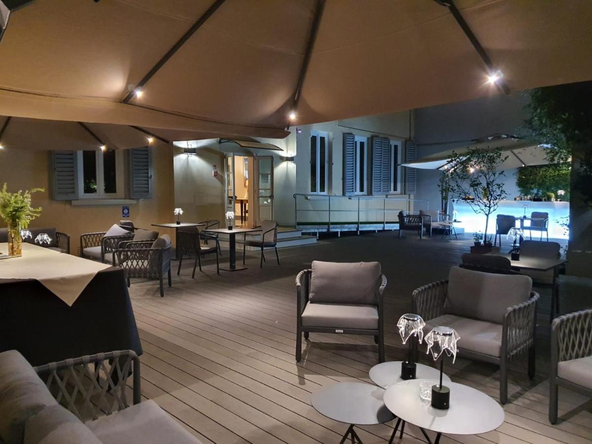 Hotel Lungarno Vespucci 50 Florenz